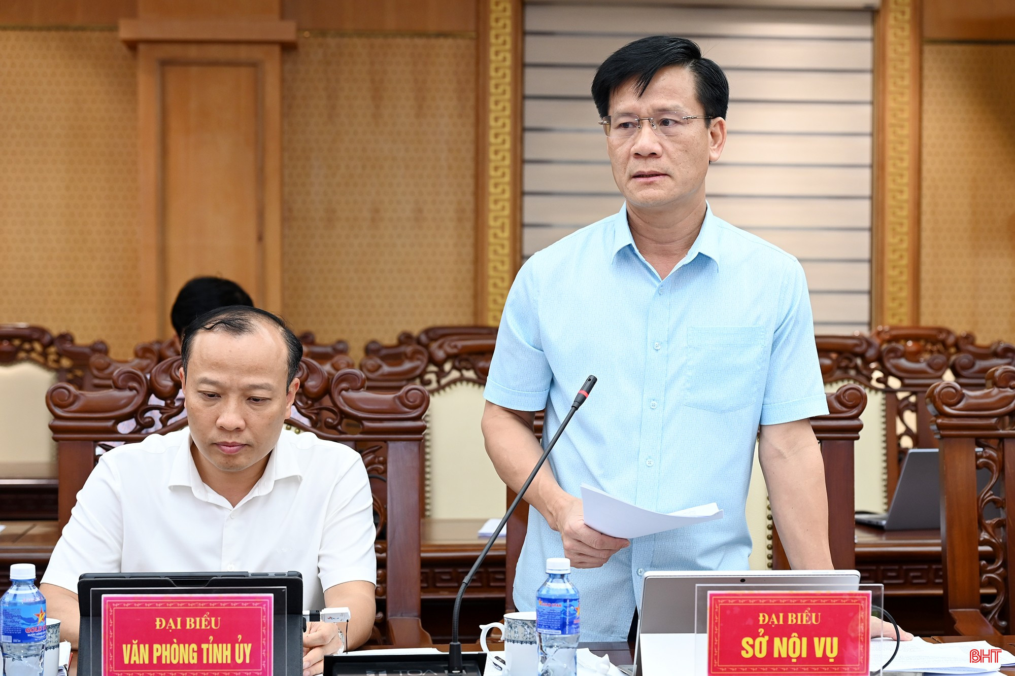Khẩn trương sắp xếp thôn, tổ dân phố; giải quyết chế độ cho người hoạt động không chuyên trách- Ảnh 1.