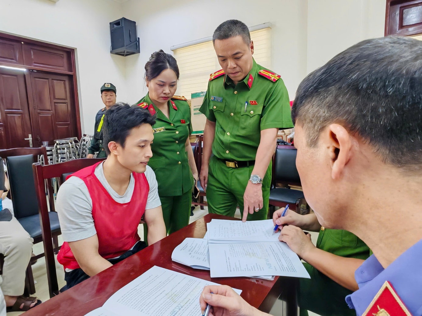 KHỞI TỐ hàng trăm bị can 'HỢP ĐỒNG KỲ NGHỈ'; Cơ quan Công an KHUYẾN CÁO người dân, THÔNG BÁO tìm BỊ HẠI- Ảnh 4.