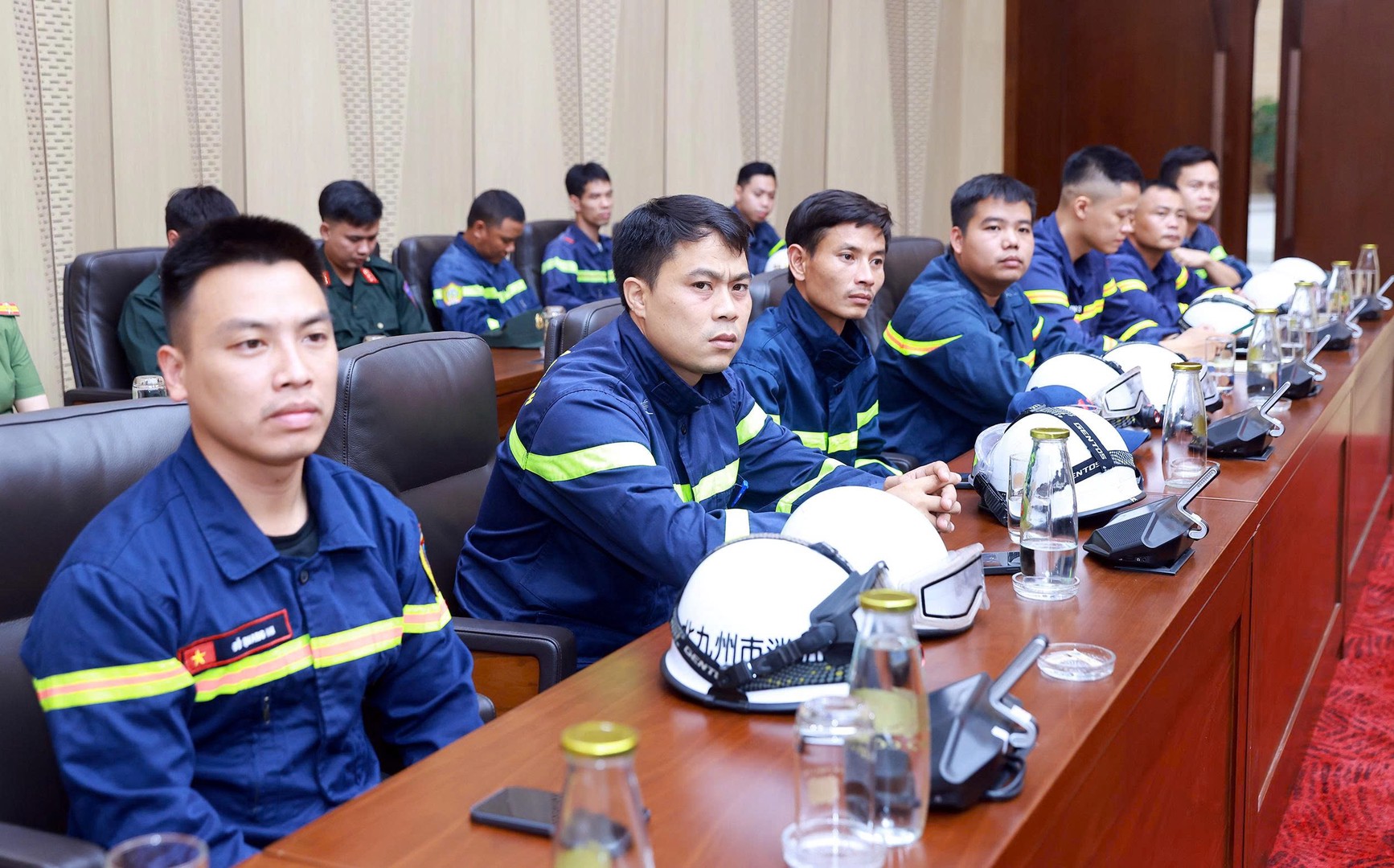 Bộ Công an cử lực lượng tham gia tìm kiếm, cứu nạn, khắc phục hậu quả động đất tại Venezuela- Ảnh 3.