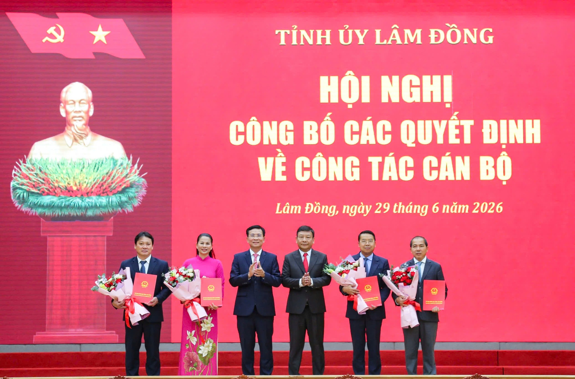 Điều động, phân công, bổ nhiệm 7 Ủy viên Thường vụ, Tỉnh ủy viên giữ chức vụ mới- Ảnh 3.