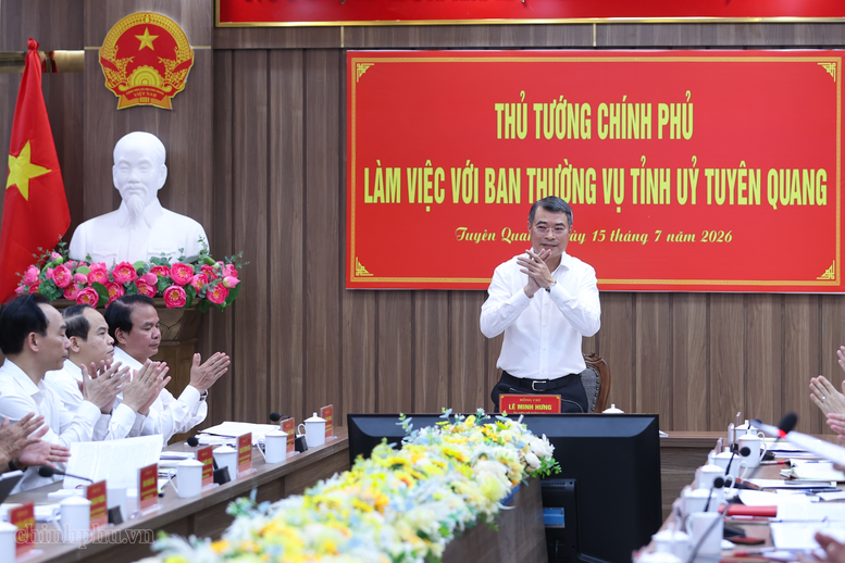 THỦ TƯỚNG LÊ MINH HƯNG LÀM VIỆC VỚI BAN THƯỜNG VỤ TỈNH ỦY TUYÊN QUANG- Ảnh 1.