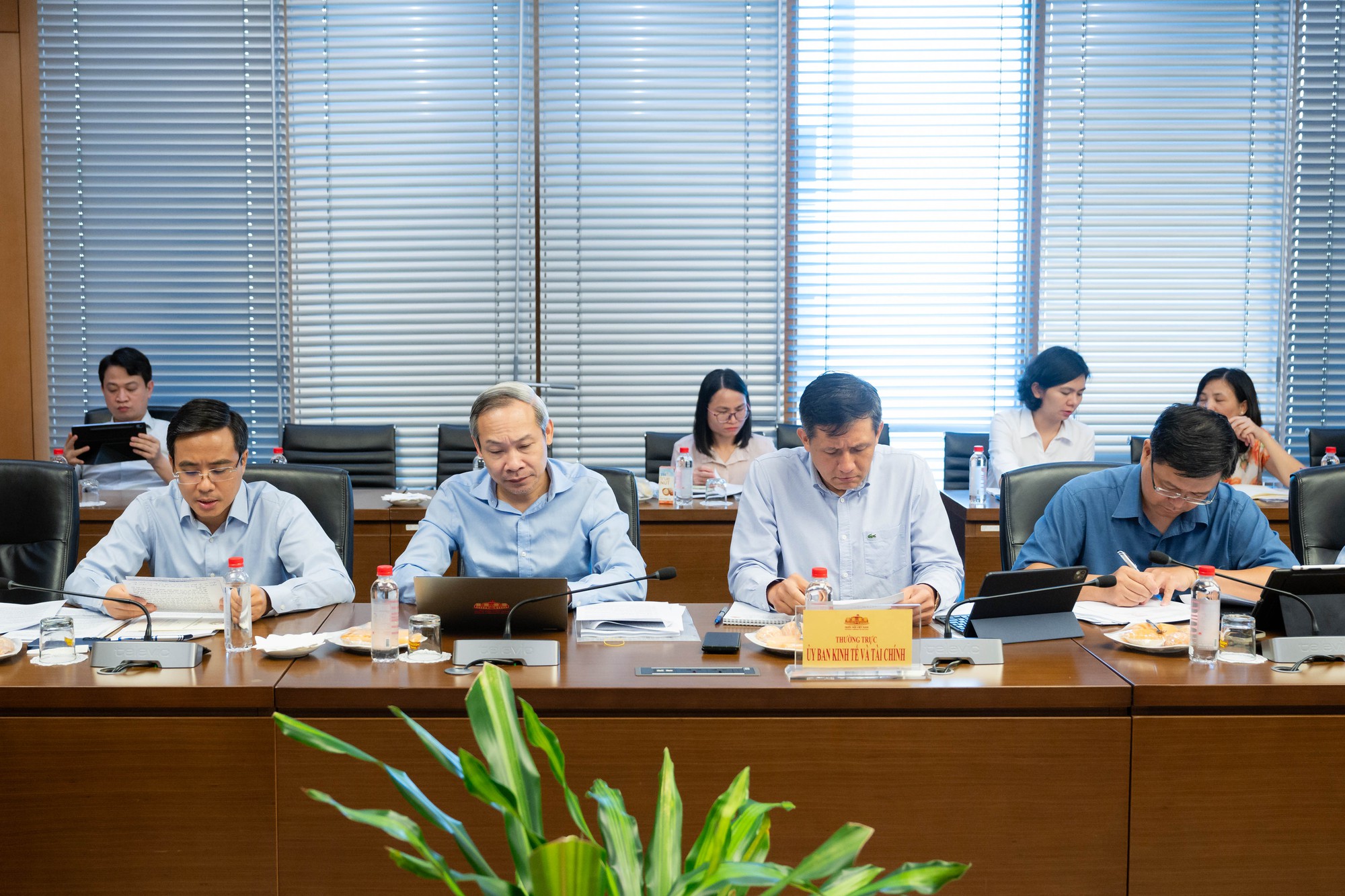 Dự thảo Luật Kinh doanh bất động sản (sửa đổi): Phân cấp mạnh mẽ, cắt giảm sâu điều kiện kinh doanh- Ảnh 3.