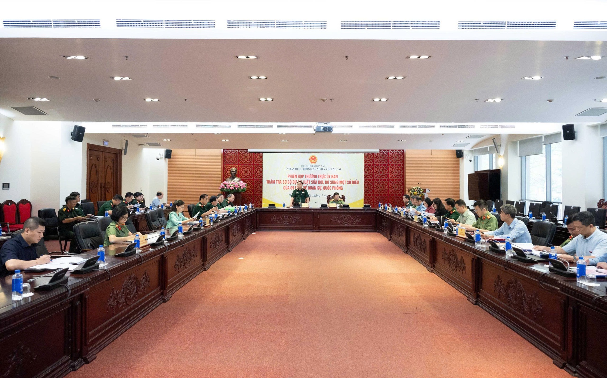 Đề nghị quy định Chính trị viên Ban Chỉ huy quân sự cấp xã là chức vụ cơ bản của sĩ quan- Ảnh 5.