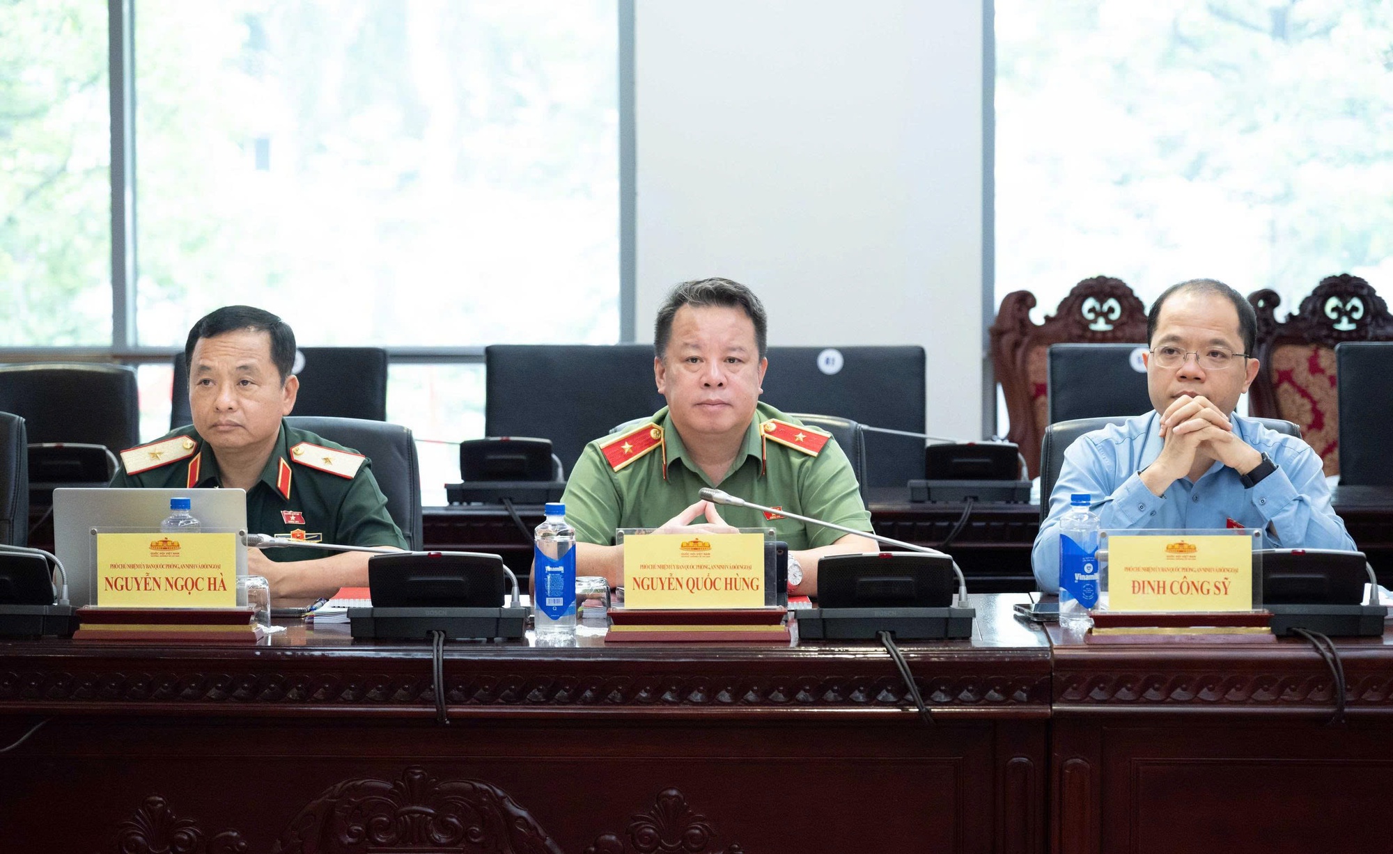 Đề nghị quy định Chính trị viên Ban Chỉ huy quân sự cấp xã là chức vụ cơ bản của sĩ quan- Ảnh 2.