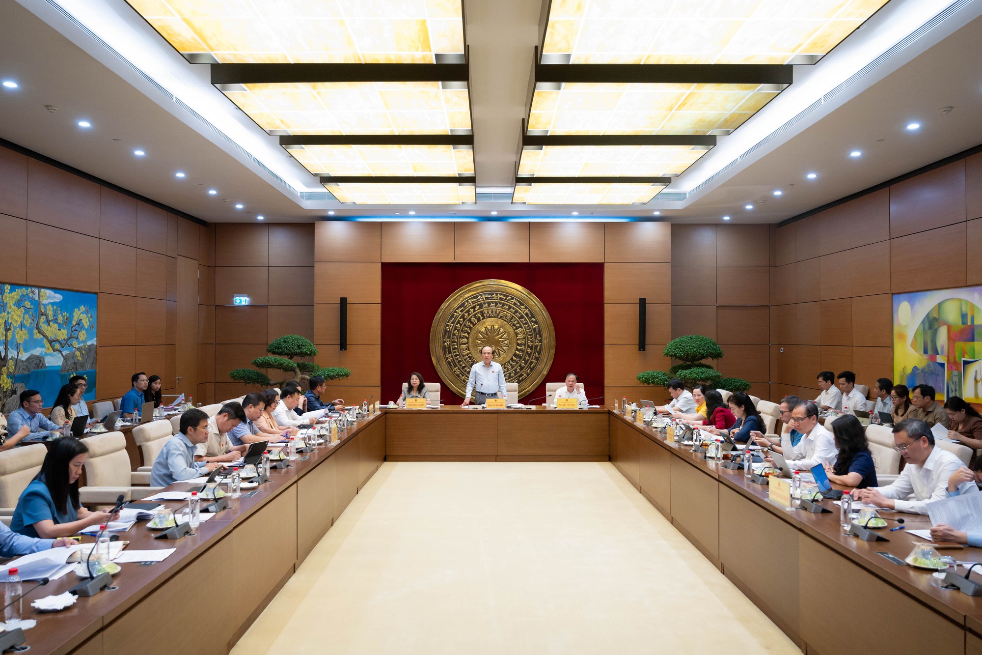 Dự thảo LUẬT NHÀ Ở (sửa đổi): Ưu tiên phát triển nhà ở cho thuê, nhà ở thương mại giá phù hợp...- Ảnh 1.