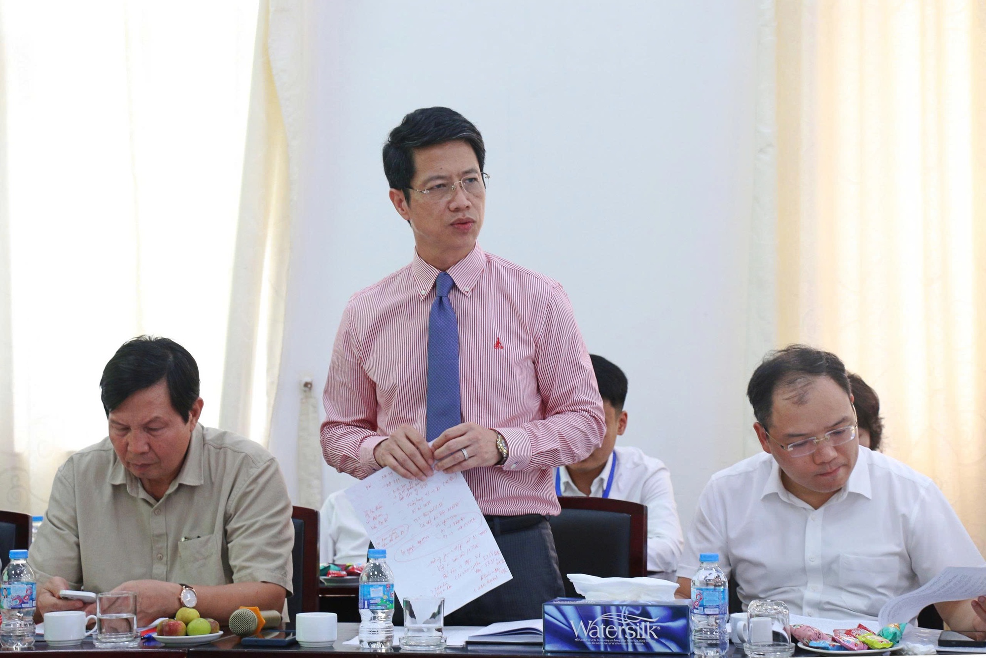 Bảo đảm nhân lực cho Trạm Y tế sau sắp xếp, tổ chức lại: Cần chế độ đãi ngộ mang tính đột phá- Ảnh 3.