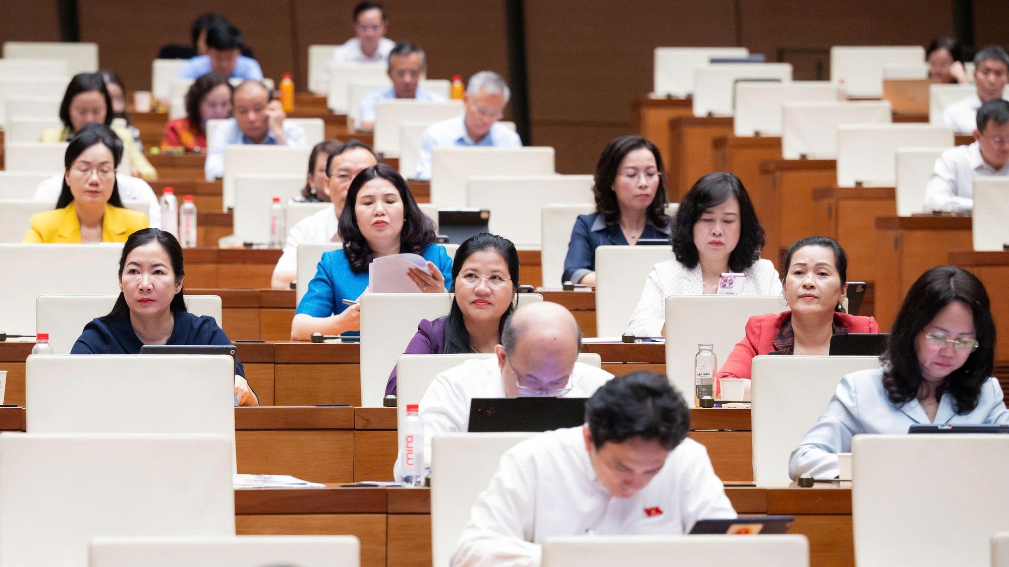 Thành lập Thành phố Quảng Ninh: Cần sớm xây dựng lộ trình sắp xếp tổ chức, bố trí lại nhân lực, tinh giản biên chế- Ảnh 10.
