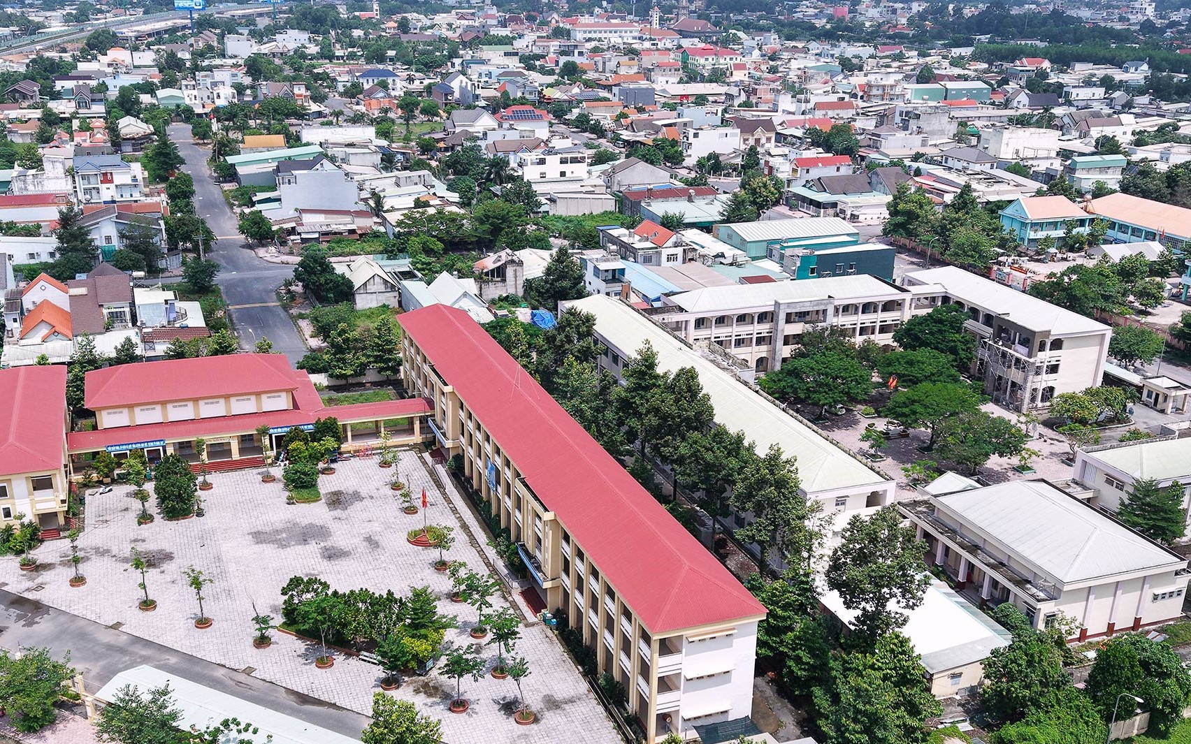 Quyết liệt sắp xếp trường học, nhân sự giáo dục chuẩn bị cho năm học mới