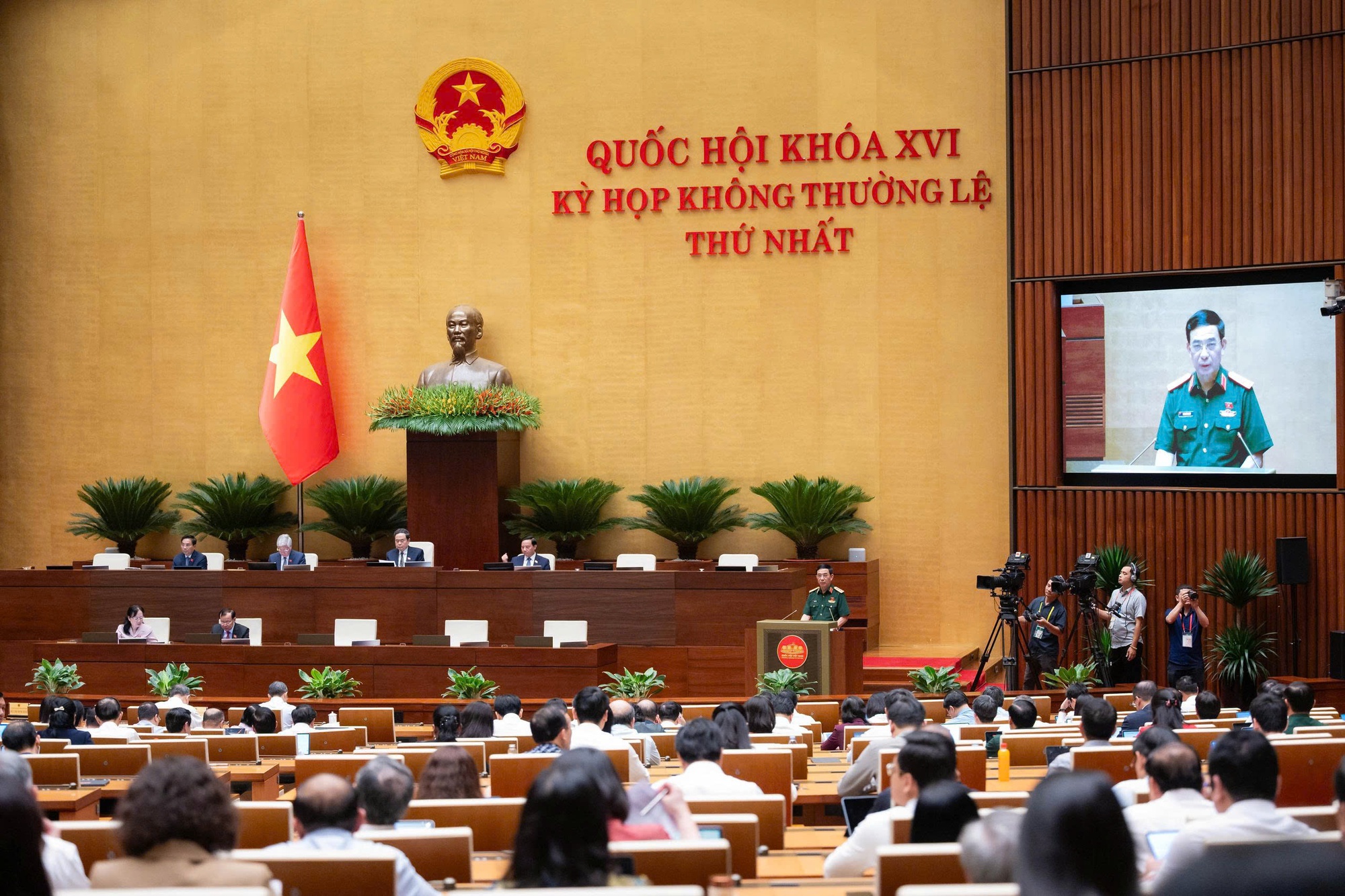 Thông qua Luật sửa đổi, bổ sung một số điều của 09 luật về quân sự, quốc phòng- Ảnh 10.