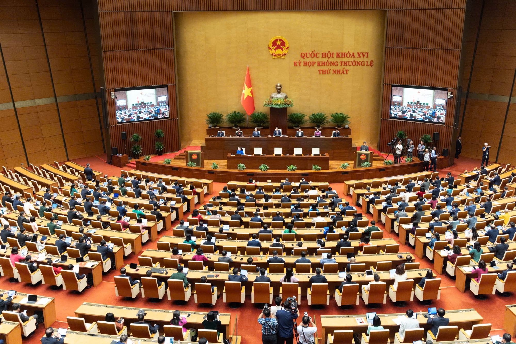 Thông qua Nghị quyết THÀNH LẬP THÀNH PHỐ BẮC NINH- Ảnh 1.