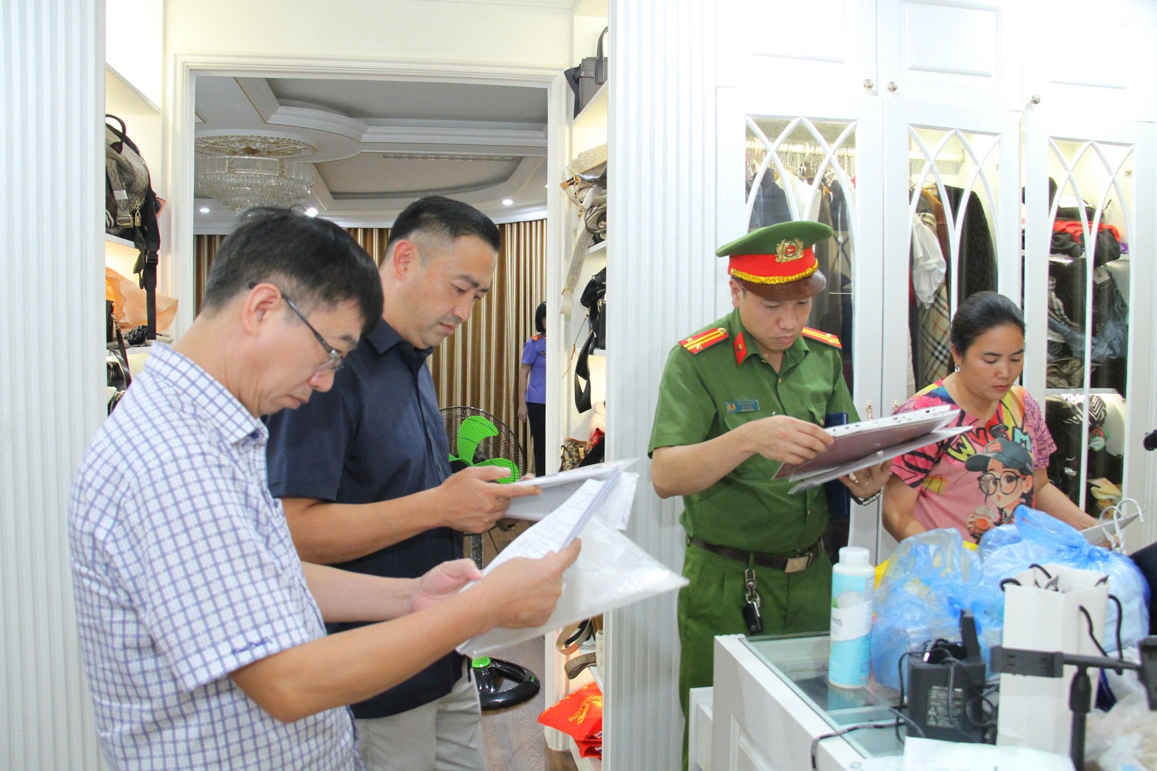 Khởi tố Hải SAPA TV cùng vợ và đồng phạm- Ảnh 4.