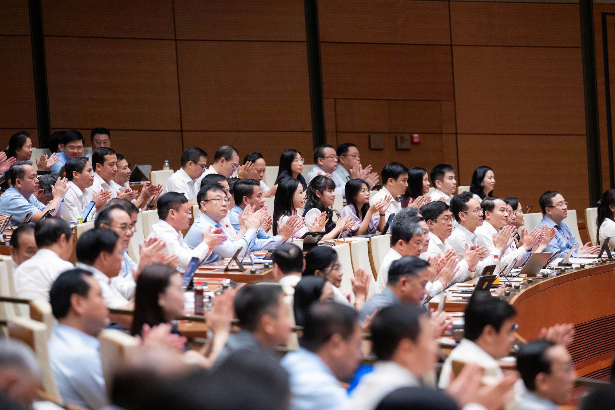 Sửa đổi, bổ sung 10 luật về tài nguyên và môi trường: Cắt giảm 80 thủ tục hành chính, điều kiện kinh doanh- Ảnh 3.