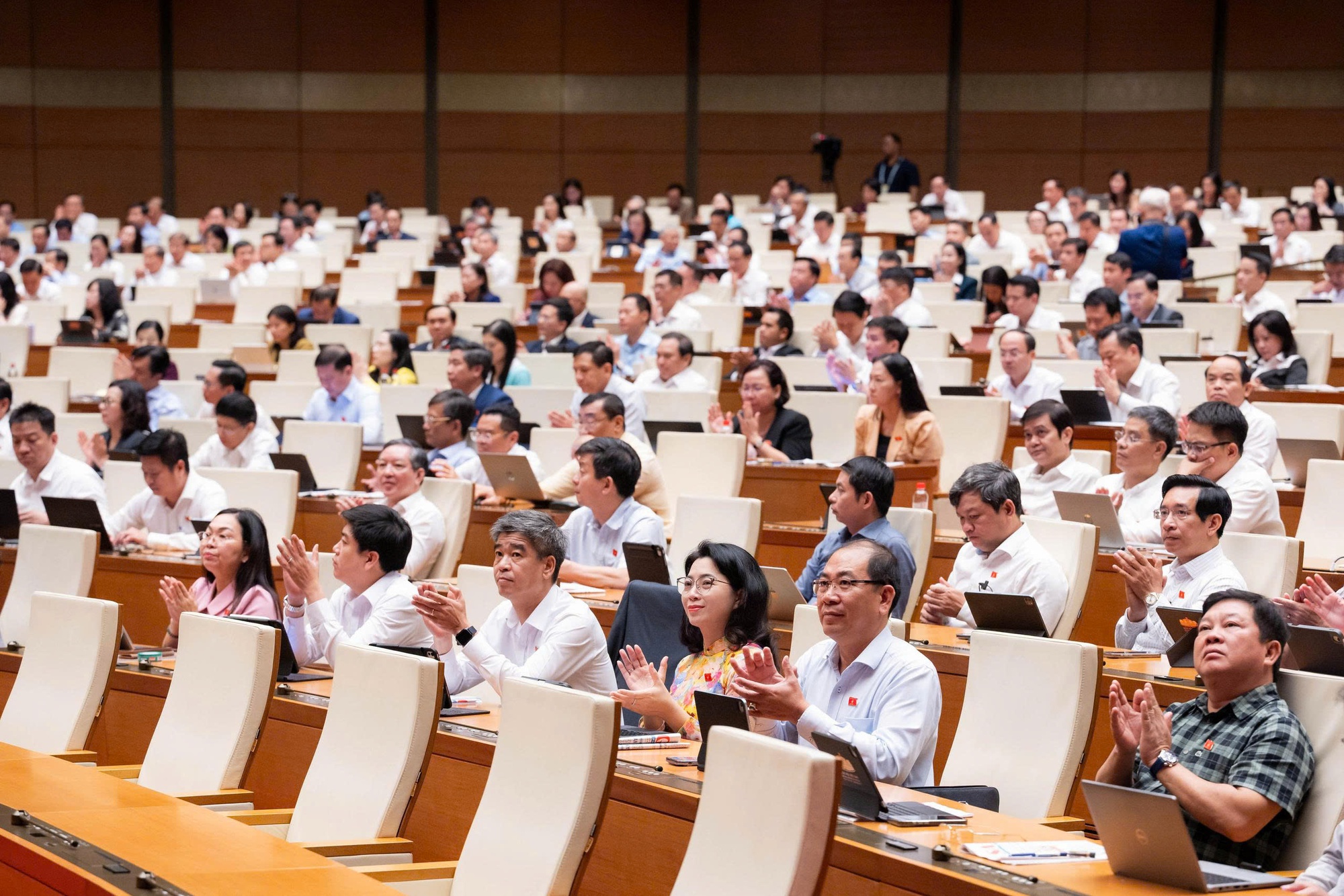 Sửa đổi, bổ sung 10 luật về tài nguyên và môi trường: Cắt giảm 80 thủ tục hành chính, điều kiện kinh doanh- Ảnh 5.