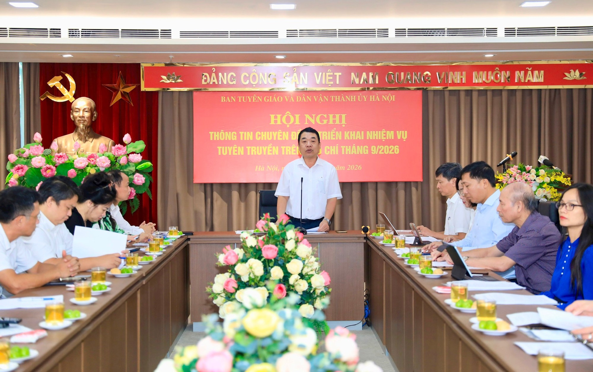 Sắp xếp, sáp nhập, giảm mạnh đầu mối trường học, cán bộ quản lý giáo dục; chưa triển khai chính sách miễn phí sách giáo khoa- Ảnh 1.