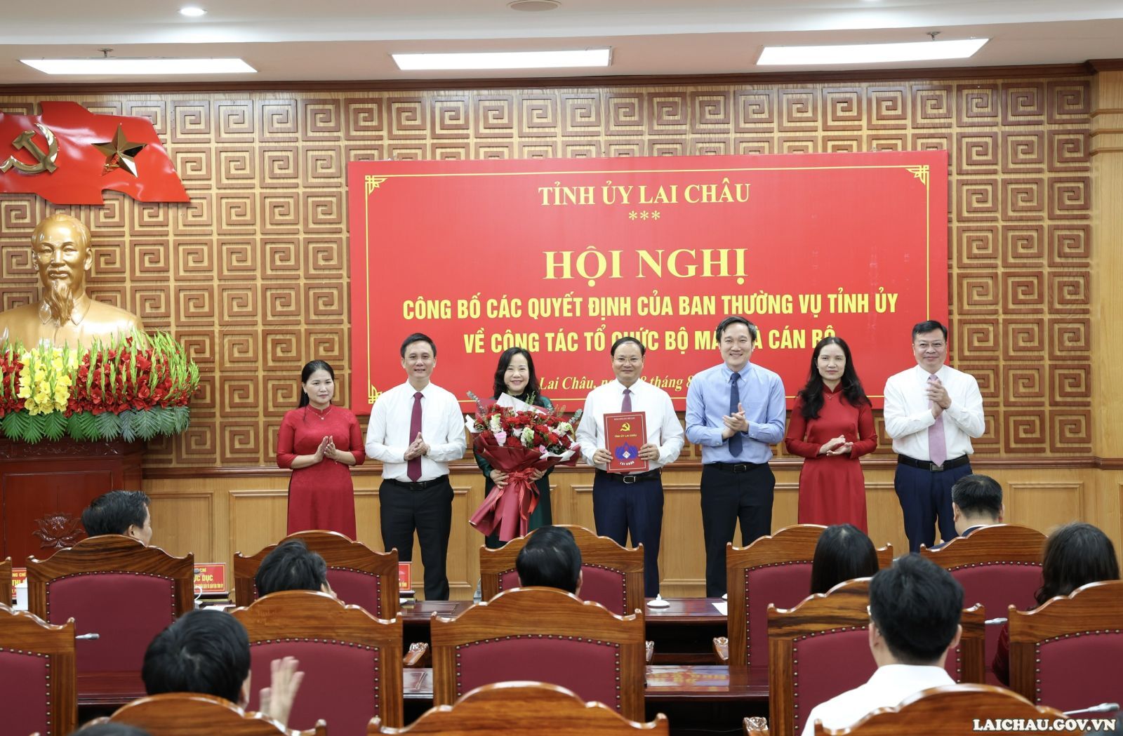 Sắp xếp, tổ chức lại Ban Đảng, thành lập 2 Đảng bộ mới- Ảnh 4.