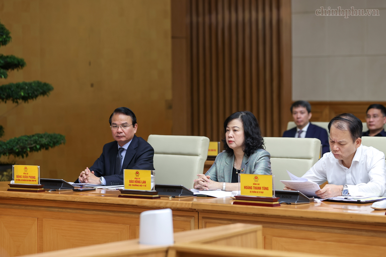 Xử lý ngay, không để xảy ra tình trạng thiếu sách giáo khoa; rà soát, sắp xếp cơ sở giáo dục...- Ảnh 5.