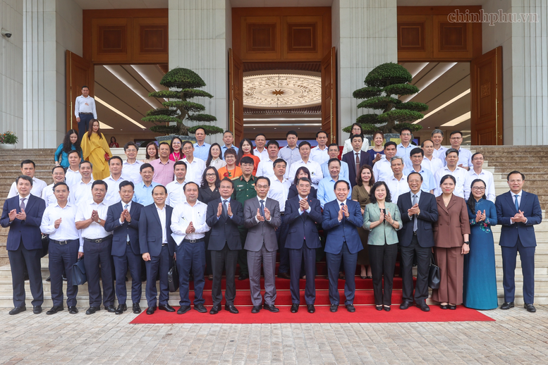 Xử lý ngay, không để xảy ra tình trạng thiếu sách giáo khoa; rà soát, sắp xếp cơ sở giáo dục...- Ảnh 7.
