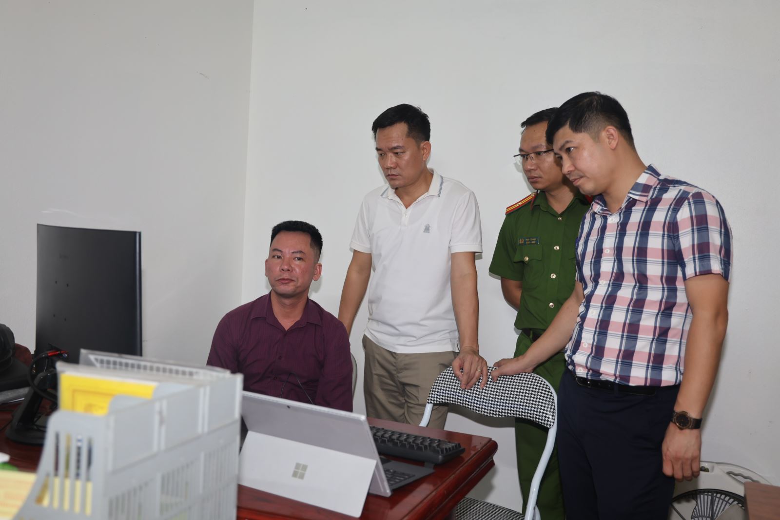 Điều tra hành vi gây rối trật tự công cộng của Nguyễn Văn Hợi (Khánh Sky)- Ảnh 3.