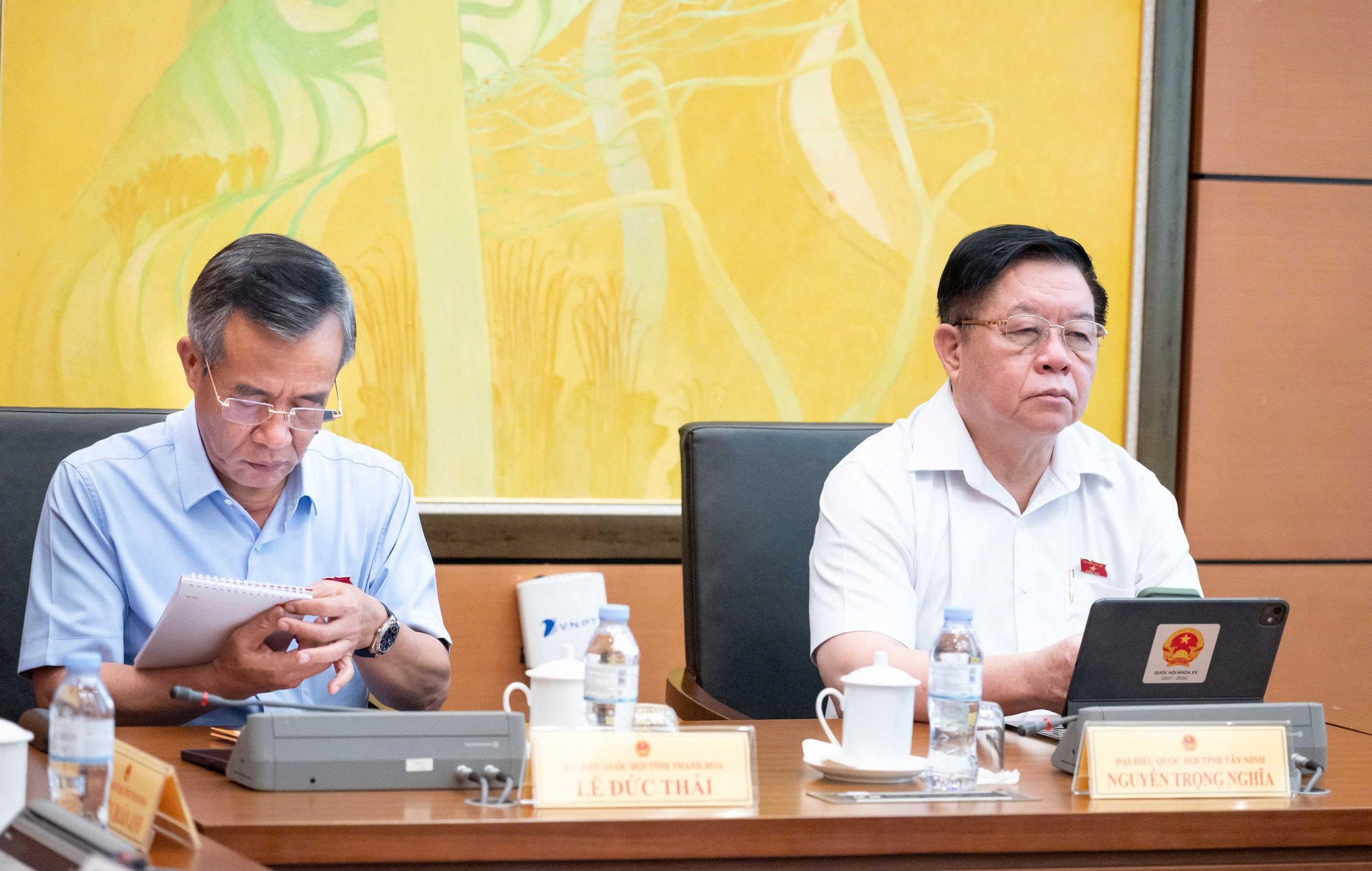 Đại biểu Quốc hội đề nghị Chính trị viên Ban Chỉ huy Quân sự cấp xã là sĩ quan chính quy- Ảnh 2.