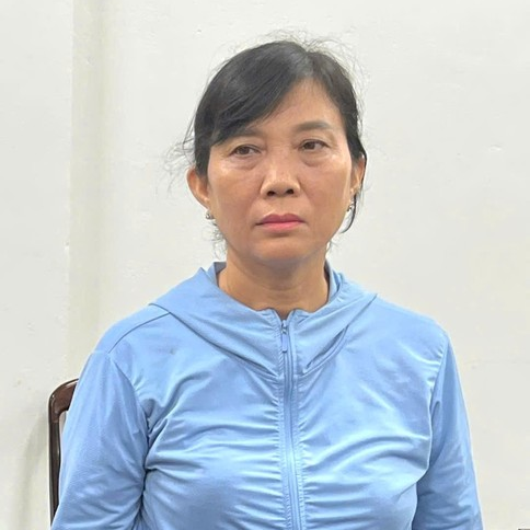 Khởi tố bác sĩ, y sĩ, nhân viên cùng nguyên lãnh đạo Trạm Y tế- Ảnh 3.