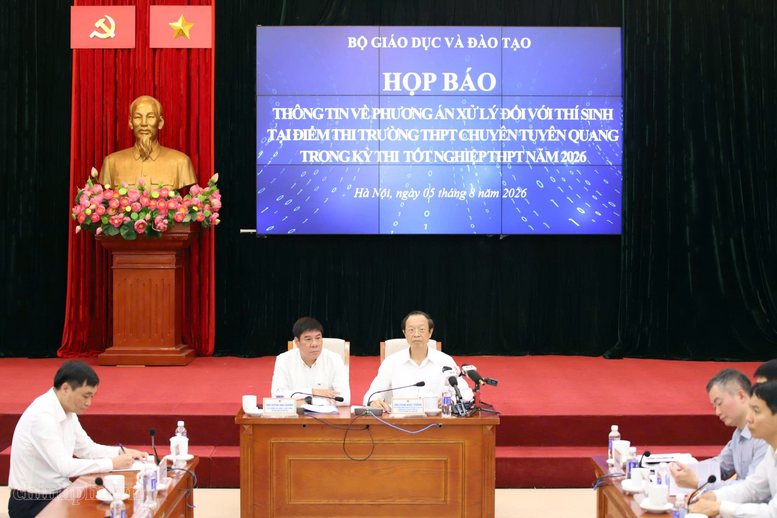 Vụ ĐIỂM THI Trường THPT Chuyên Tuyên Quang: KHỞI TỐ 29 bị can; PHƯƠNG ÁN XỬ LÝ đối với THÍ SINH- Ảnh 1.