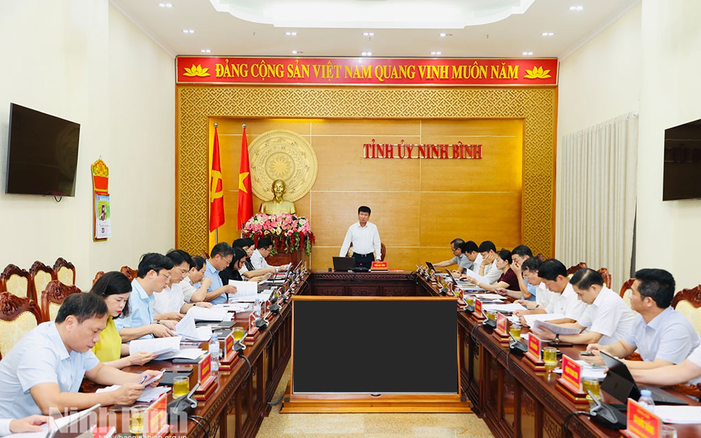 Khẩn trương hoàn thành đề án sắp xếp trường học, nhanh chóng kiện toàn tổ chức bộ máy, nhân sự