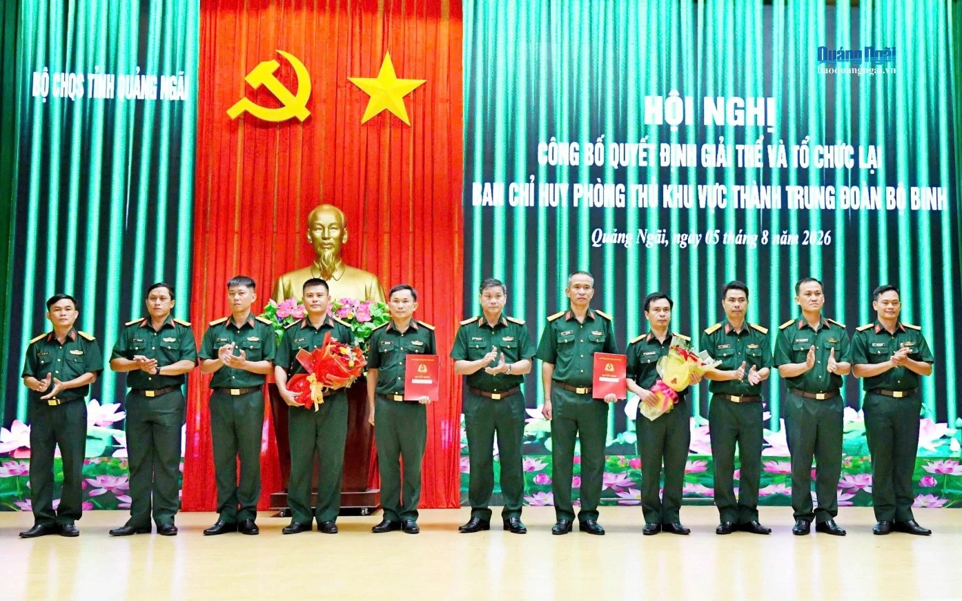 Sắp xếp, kiện toàn tổ chức lực lượng quân sự địa phương: Thành lập 2 Trung đoàn Bộ binh và Tiểu đoàn Hỗn hợp bảo vệ biển đảo