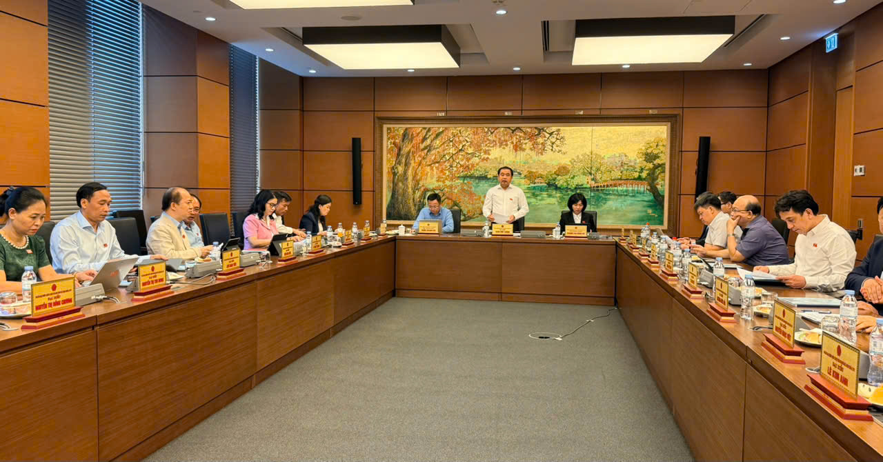 Thành lập thành phố Bắc Ninh: Phải coi bảo vệ bản sắc văn hóa Kinh Bắc là 1 cam kết chính trị và trách nhiệm pháp lý lâu dài- Ảnh 1.
