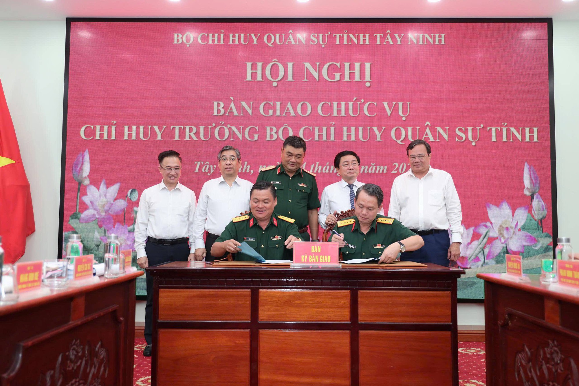 Bộ Quốc phòng điều động, bổ nhiệm Phó Tư lệnh, Chỉ huy trưởng Bộ Chỉ huy Quân sự tỉnh- Ảnh 2.
