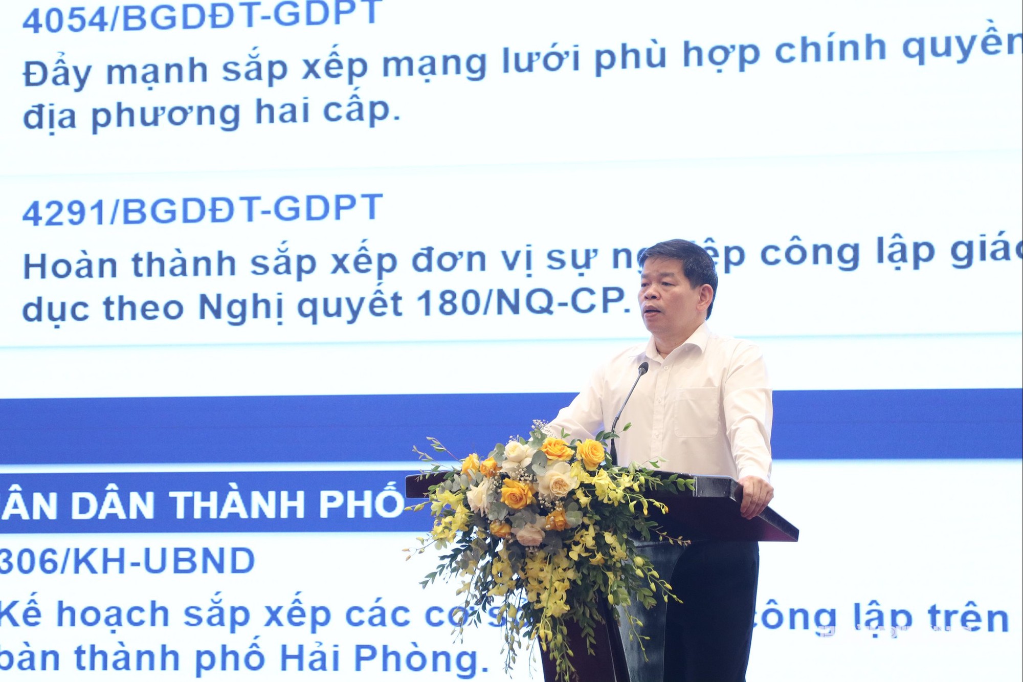 Hoàn thành sắp xếp, sáp nhập trường học, báo cáo trước ngày 20/8/2026- Ảnh 2.