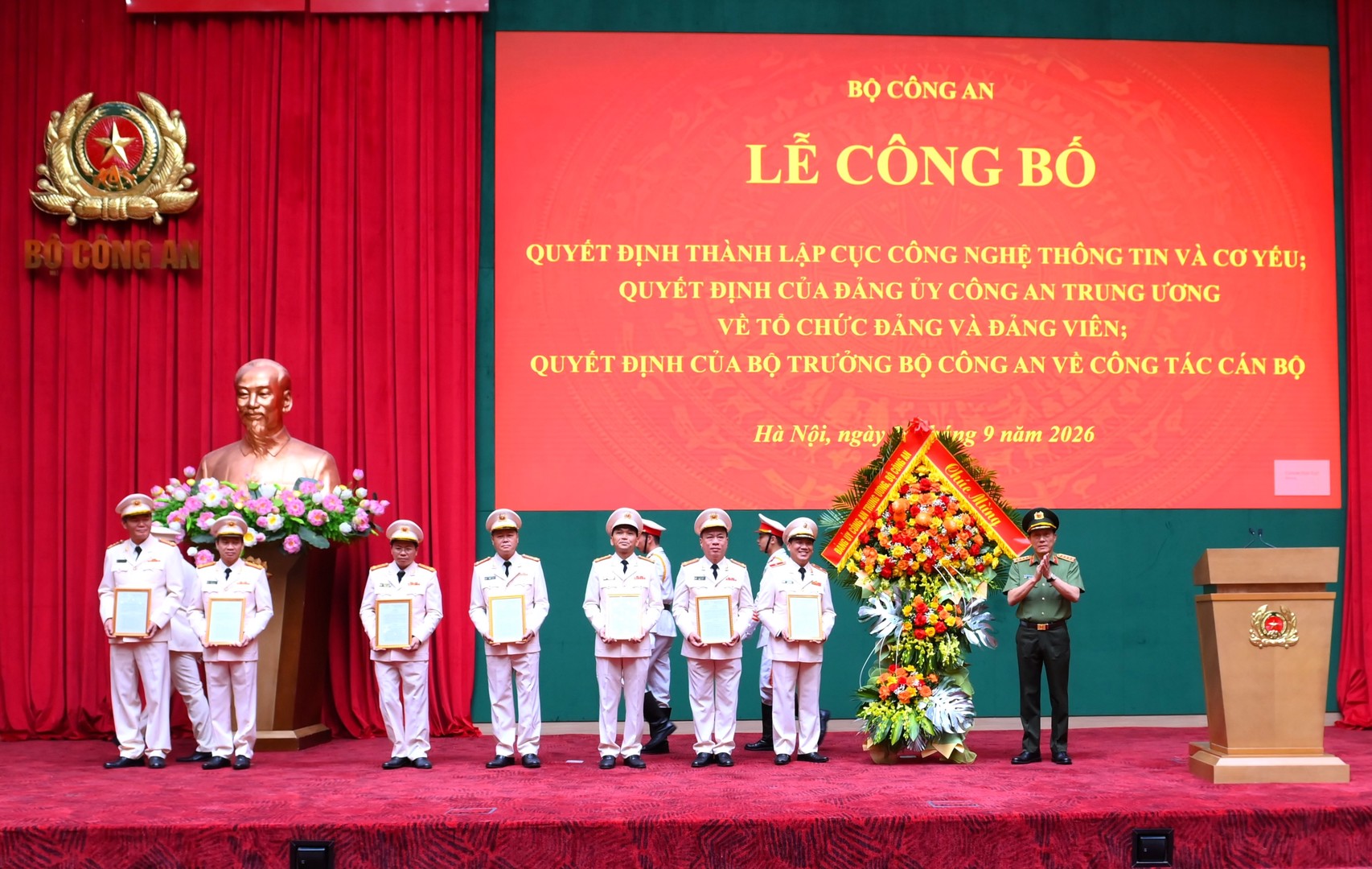 SẮP XẾP BỘ MÁY: Sáp nhập, hợp nhất 2 Cục, thành lập Cục Công nghệ thông tin và Cơ yếu, Bộ Công an- Ảnh 3.