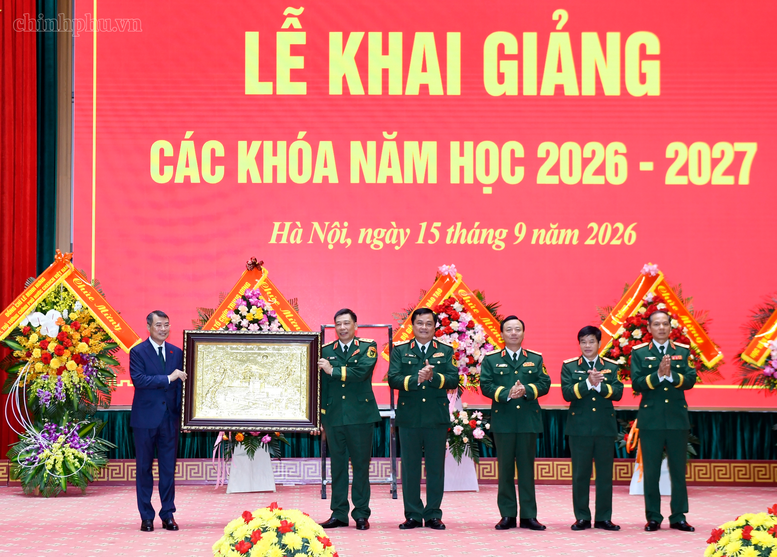 THỦ TƯỚNG LÊ MINH HƯNG: PHẢI CHUẨN BỊ KHẢ NĂNG ỨNG PHÓ VỚI NHỮNG TÌNH HUỐNG CHƯA CÓ TIỀN LỆ VỀ QUÂN SỰ - QUỐC PHÒNG- Ảnh 6.