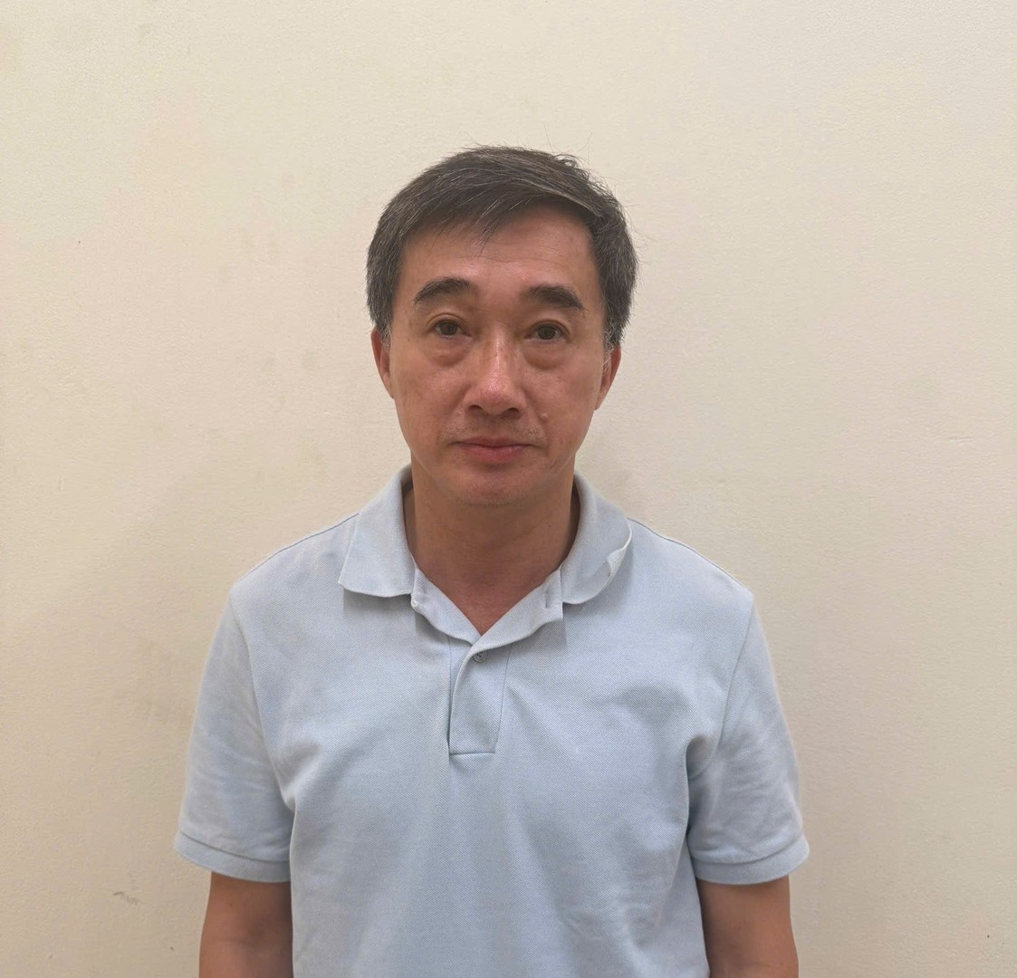 Khởi tố, bắt tạm giam Thứ trưởng Trần Văn Thuấn- Ảnh 1.