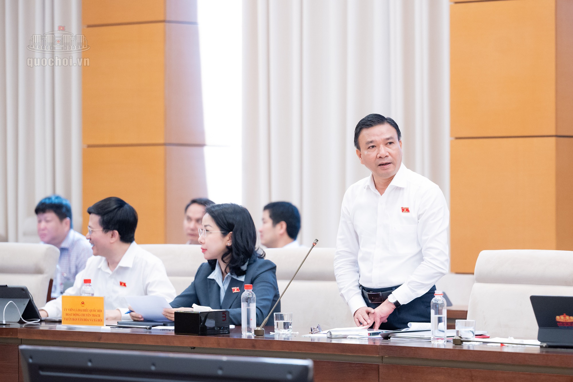 Xây dựng Nghị định về chính sách tiền lương nhà giáo đồng bộ với Đề án cải cách tiền lương- Ảnh 2.