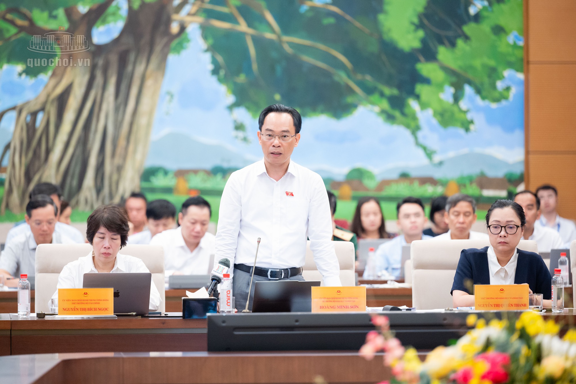 Xây dựng Nghị định về chính sách tiền lương nhà giáo đồng bộ với Đề án cải cách tiền lương- Ảnh 3.