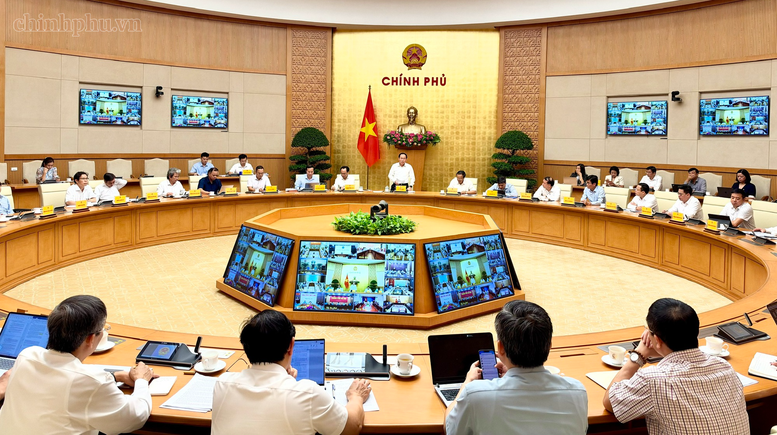 Khẩn trương hoàn thiện phương án biên chế giáo dục; rà soát, sắp xếp mạng lưới cơ sở đào tạo giáo viên...- Ảnh 1.