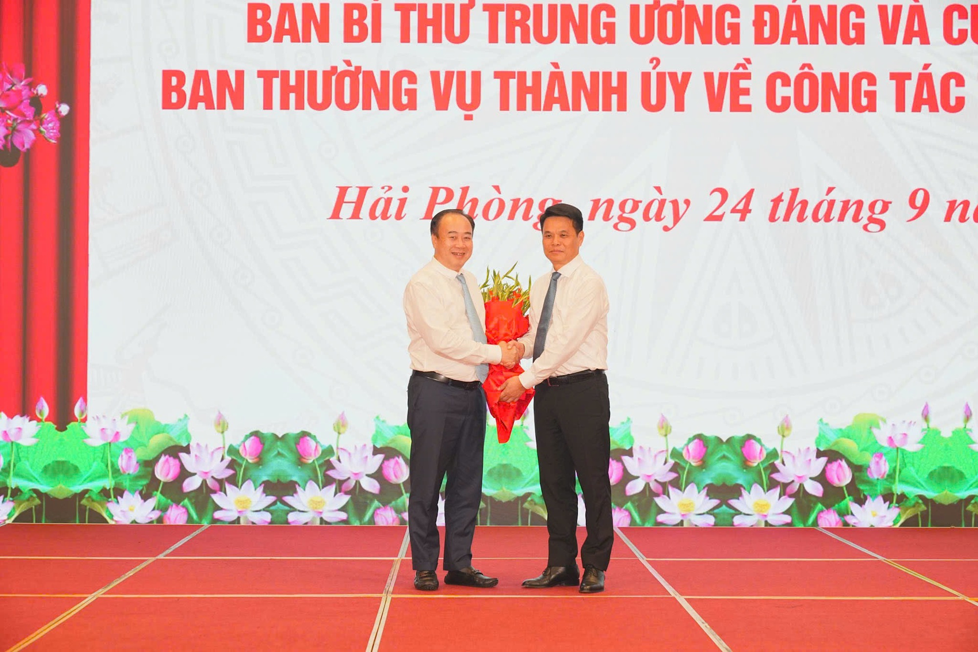 Sắp xếp, tinh gọn tổ chức bộ máy, chỉ định, bổ nhiệm nhân sự mới- Ảnh 1.