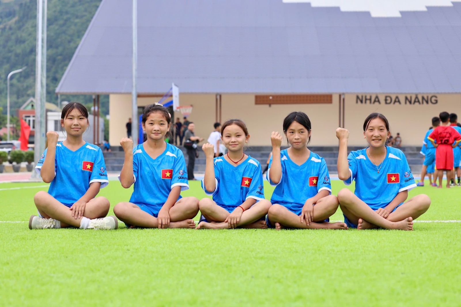 Không khí rộn ràng tại trường phổ thông nội trú mới, vùng biên Lào Cai trước khai giảng- Ảnh 14.