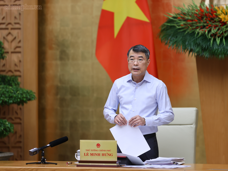 Thủ tướng chỉ đạo tăng tốc, bứt phá; đẩy nhanh giải ngân vốn đầu tư công; sắp xếp cơ sở giáo dục; bảo đảm sách giáo khoa, chính sách với học sinh yếu thế...- Ảnh 3.