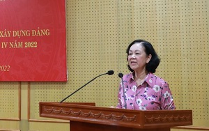 Đồng chí Trương Thị Mai: Tăng cường kiểm tra công tác tổ chức, cán bộ, kịp thời phát hiện, xử lý những vấn đề phát sinh
