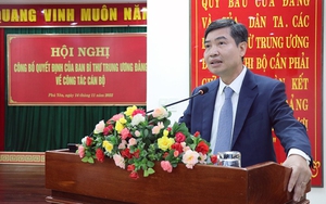 Luân chuyển, giới thiệu bầu Thứ trưởng Tài chính làm Chủ tịch UBND tỉnh