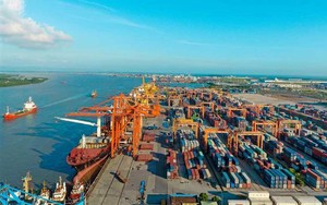 Từ 1/1/2023, Hải Phòng giảm 50% phí hạ tầng cảng biển