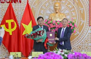 Công bố quyết định phê chuẩn Phó Chủ tịch UBND tỉnh Lâm Đồng