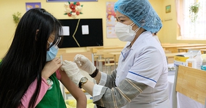 Thủ tướng yêu cầu Quyền Bộ trưởng Y tế chỉ đạo quyết liệt, đẩy nhanh tiến độ tiêm vaccine phòng COVID-19