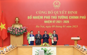 Giới thiệu chữ ký của Phó Thủ tướng Trần Hồng Hà và Phó Thủ tướng Trần Lưu Quang