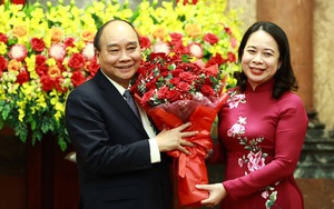 Lễ bàn giao công tác Chủ tịch nước giữa đồng chí Nguyễn Xuân Phúc và đồng chí Võ Thị Ánh Xuân