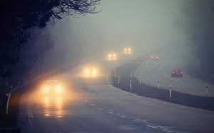 Cục CSGT khuyến cáo tài xế lái xe trong sương mù