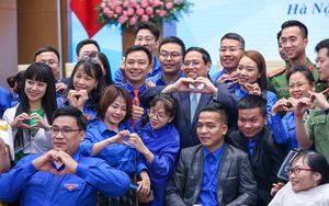 Thủ tướng gửi thông điệp '5 TIÊN PHONG' tới thanh niên Việt Nam