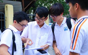 Thủ tướng yêu cầu báo cáo công tác tuyển sinh lớp 10 công lập của Hà Nội