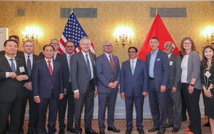 Thủ tướng đề nghị 'Sếu đầu đàn' Hoa Kỳ giúp Việt Nam tham gia sâu hơn vào chuỗi giá trị bán dẫn toàn cầu